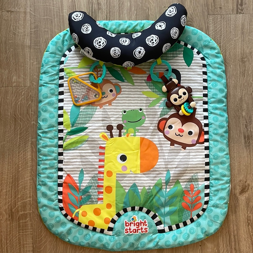 Bright Starts Easy Breezy Prop Mat